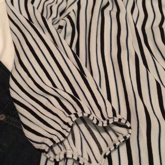 I.N. Studio Woman Boho Vertical Stripes Balloon Sleeves 3/4 1X - Picture 6 of 8